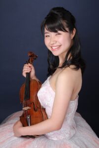 ヴァイオリン：森田真梨恵