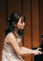 橋本由羽